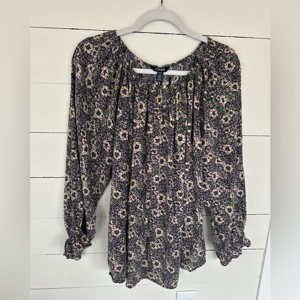 Chaps Flowy Floral Peasant Style Top Size XL.